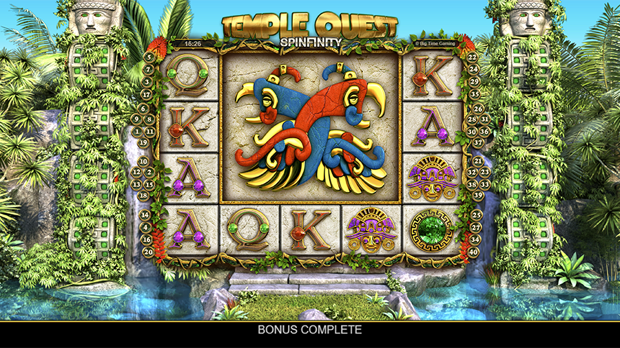템플 퀘스트 스핀피니티 슬롯 게임 화면